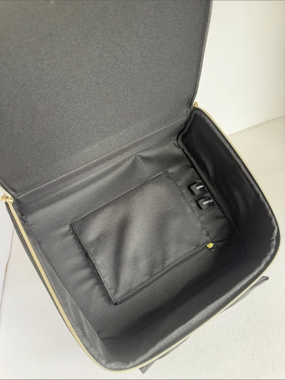 ESTEE LAUDER Art Deco Bow Travel Cosmetic Case Makeup Train Case Black Gold